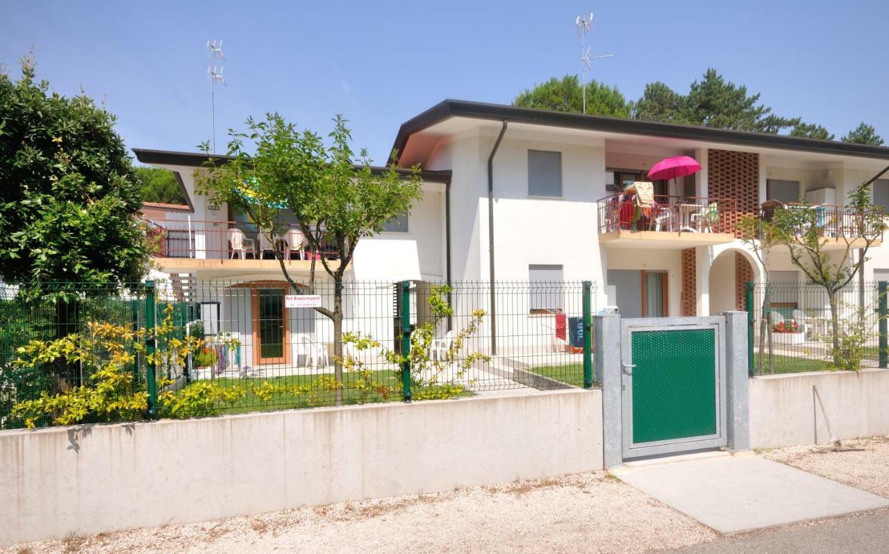 Villaggio Delfino Bibione Dış mekan fotoğraf